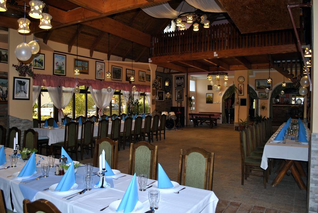 Eco Rural Tourism Association Skorenovac Hotell Eksteriør bilde