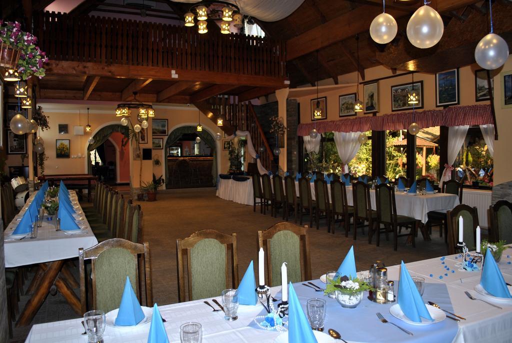 Eco Rural Tourism Association Skorenovac Hotell Eksteriør bilde