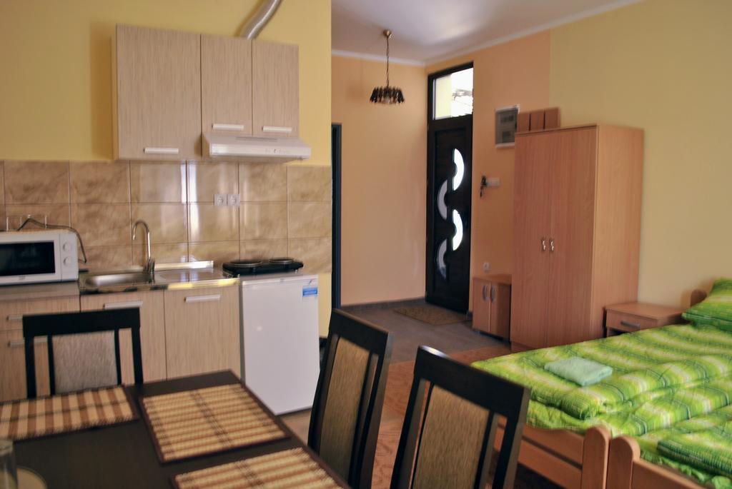 Eco Rural Tourism Association Skorenovac Hotell Eksteriør bilde